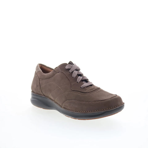 Clarks Appley Tie 26162050 Womens Brown Nubuck Lifestyle Sneakers Shoes