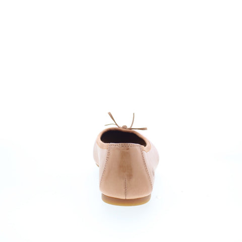 Born Brin BR0018775 Womens Beige Leather Slip On Ballet Flats Shoes