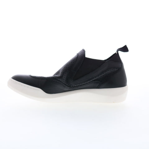 Softinos Bray BRAY721SOF-000 Womens Black Leather Lifestyle Sneakers Shoes