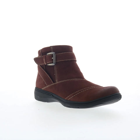 Clarks Carleigh Dalia 26175038 Womens Red Narrow Ankle & Booties Boots