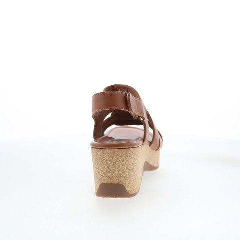 Clarks Chelseah Peak 26177070 Womens Brown Wide Leather Strap Sandals Shoes