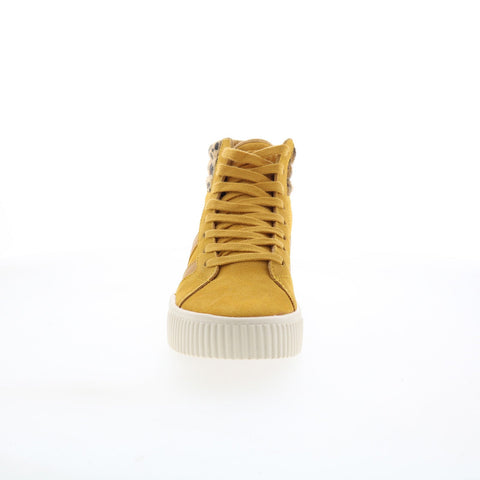 Gola Baseline Savanna CLB106 Womens Yellow Suede Lifestyle Sneakers Shoes