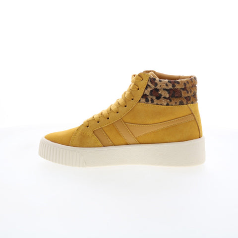 Gola Baseline Savanna CLB106 Womens Yellow Suede Lifestyle Sneakers Shoes