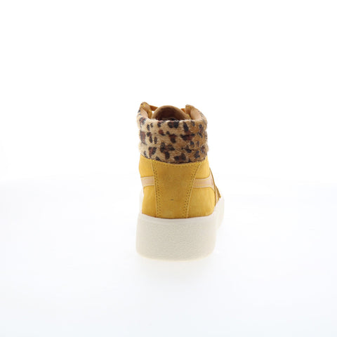 Gola Baseline Savanna CLB106 Womens Yellow Suede Lifestyle Sneakers Shoes