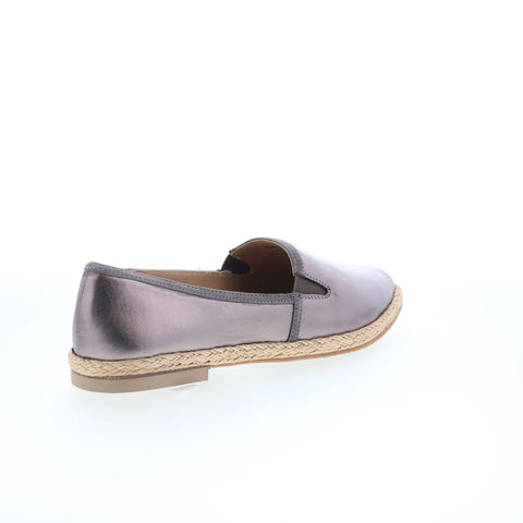 Trotters Estelle T2304-043 Womens Silver Leather Loafer Flats Shoes