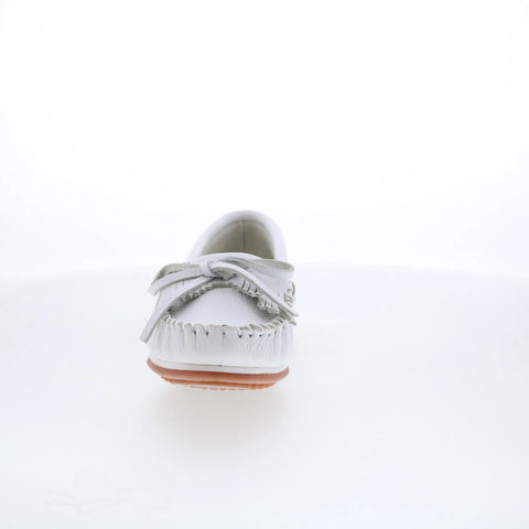Minnetonka Kilty Plus 4324 Womens White Leather Loafer Flats Shoes