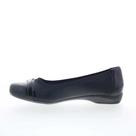 Clarks Kinzie Light 26128599 Womens Black Leather Slip On Ballet Flats Shoes