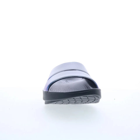 Oofos Luxe 1101 Womens Silver Synthetic Slip On Slides Sandals Shoes