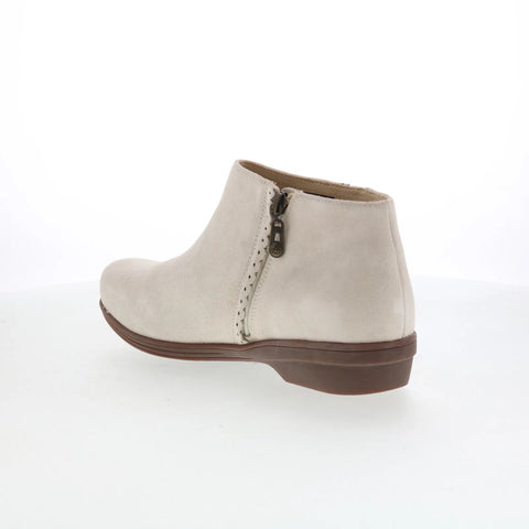 Spenco Manor Boot SP1045CRM Womens Beige Wide Suede Ankle & Booties Boots