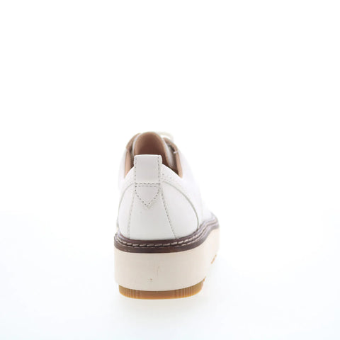 Clarks Orianna W Move 26176313 Womens Beige Leather Oxford Flats Shoes