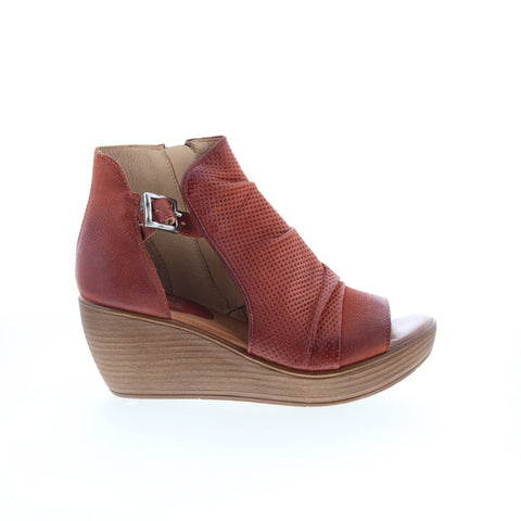 Miz Mooz Starfire P64011-101-6970 Womens Brown Leather Wedges Sandals Shoes