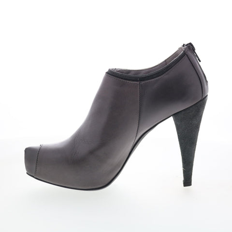 RD Company RD29 Womens Gray Leather Zipper Ankle & Booties Boots