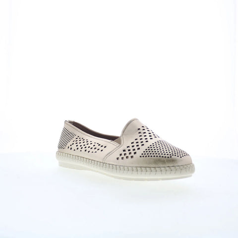 Trotters Royal T2319-719 Womens Silver Leather Slip On Loafer Flats Shoes
