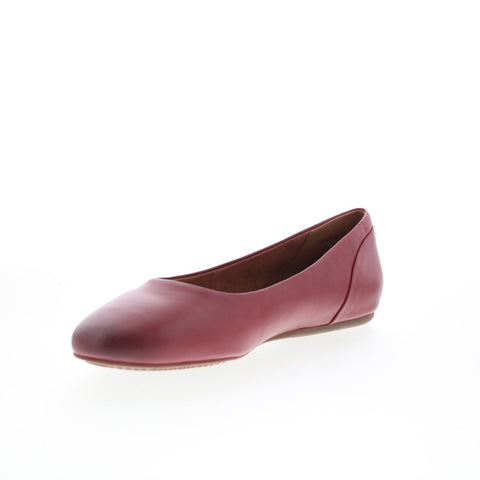 SoftWalk Shiraz S2160-601 Womens Red Leather Slip On Ballet Flats Shoes