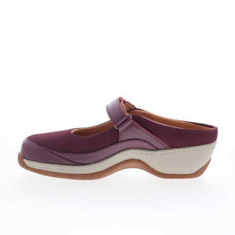 SoftWalk Arcadia S2200-606 Womens Burgundy Leather Strap Clog Flats Shoes