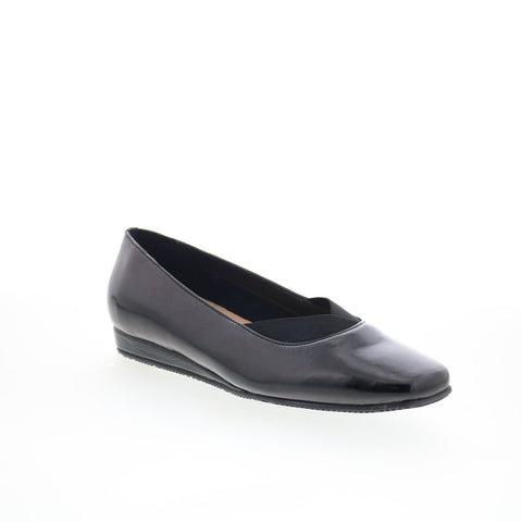 SoftWalk Viana S2217-005 Womens Black Leather Slip On Ballet Flats Shoes