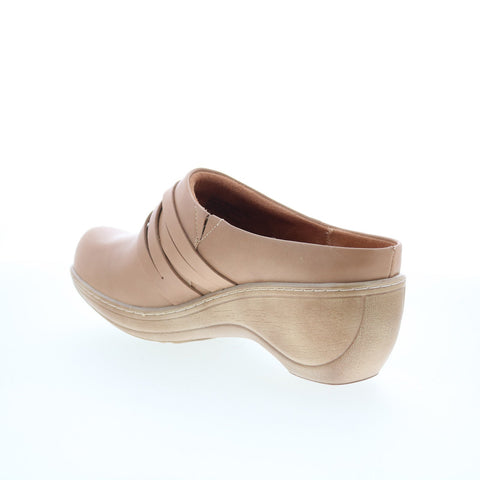 SoftWalk Mackay S2226-253 Womens Brown Leather Slip On Clog Flats Shoes