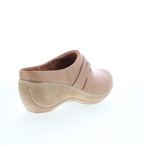 SoftWalk Mackay S2226-253 Womens Brown Leather Slip On Clog Flats Shoes