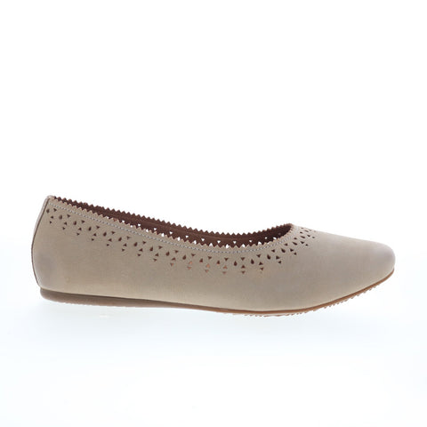 SoftWalk Selma S2228-057 Womens Gray Nubuck Slip On Ballet Flats Shoes