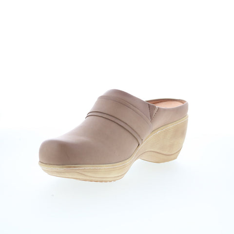 SoftWalk Macintyre S2361-117 Womens Brown Leather Clog Flats Shoes