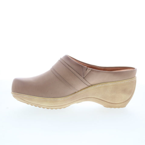 SoftWalk Macintyre S2361-117 Womens Brown Leather Clog Flats Shoes