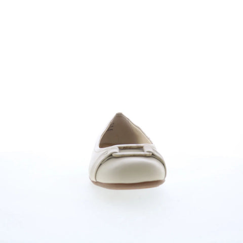 Trotters Sizzle Signature T1251-112 Womens Beige Leather Ballet Flats Shoes