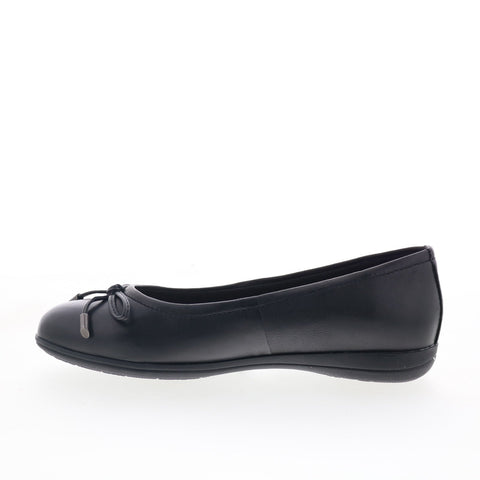 Trotters Dellis T2054-001 Womens Black Leather Slip On Ballet Flats Shoes
