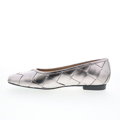 Trotters Hanny T2125-033 Womens Gray Leather Slip On Ballet Flats Shoes