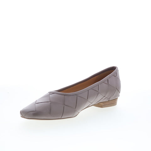 Trotters Hanny T2125-117 Womens Gray Leather Slip On Ballet Flats Shoes