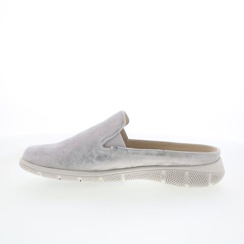 Trotters Uma T2238-044 Womens Silver Leather Slip On Mule Flats Shoes