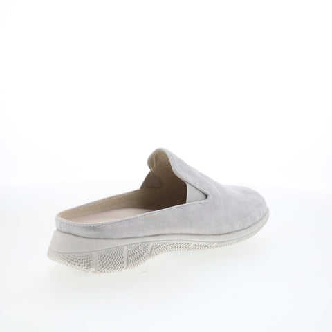Trotters Uma T2238-044 Womens Silver Leather Slip On Mule Flats Shoes