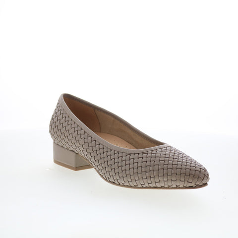Trotters Jade T2269-074 Womens Gray Leather Slip On Pumps Heels Shoes