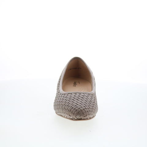 Trotters Jade T2269-074 Womens Gray Leather Slip On Pumps Heels Shoes