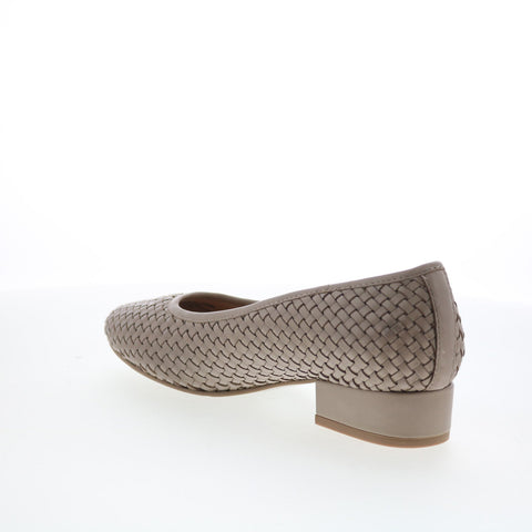 Trotters Jade T2269-074 Womens Gray Leather Slip On Pumps Heels Shoes