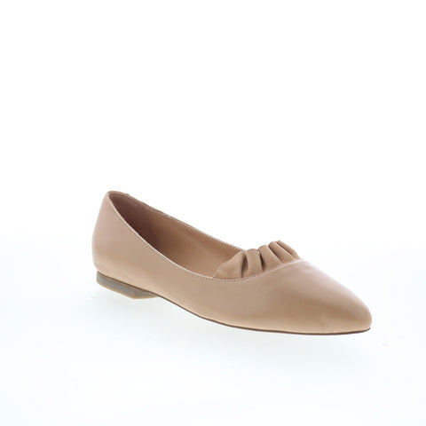 Trotters Elsie T2357-130 Womens Beige Leather Slip On Loafer Flats Shoes