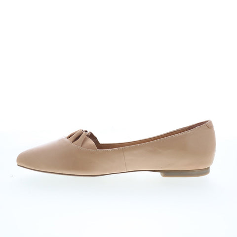 Trotters Elsie T2357-130 Womens Beige Leather Slip On Loafer Flats Shoes