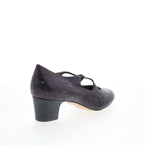 Trotters Jamie T2481-746 Womens Black Leather Slip On Pumps Heels Shoes