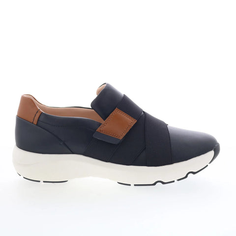 Clarks Tivoli Strap 26177648 Womens Black Wide Lifestyle Sneakers Shoes