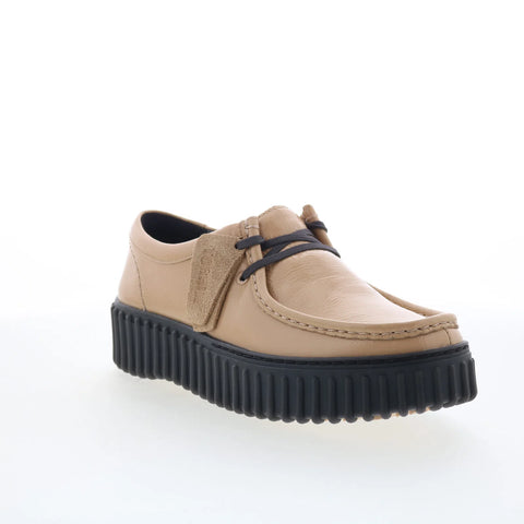 Clarks Torhill Bee 26179109 Womens Beige Patent Leather Oxford Flats Shoes