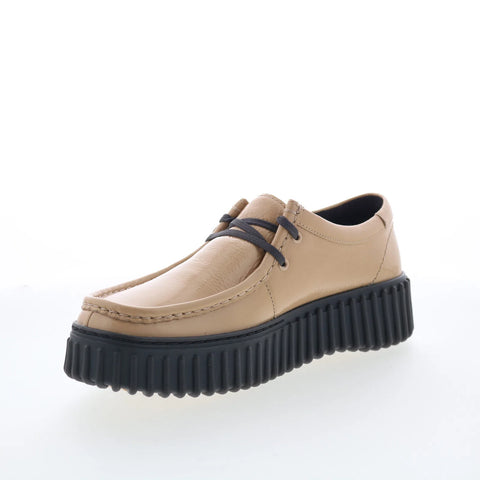 Clarks Torhill Bee 26179109 Womens Beige Patent Leather Oxford Flats Shoes