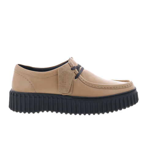 Clarks Torhill Bee 26179109 Womens Beige Patent Leather Oxford Flats Shoes