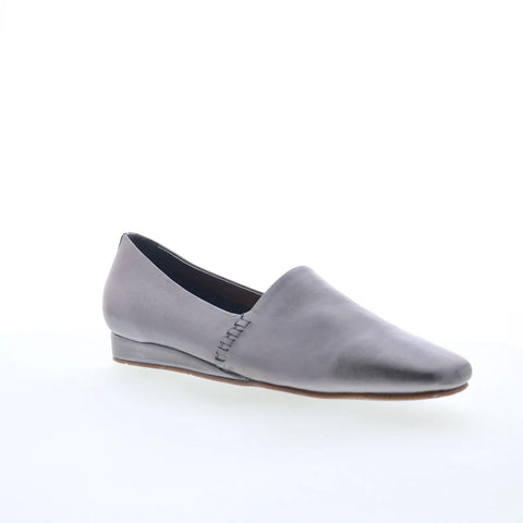 Softwalk Vale S2368-033 Womens Silver Leather Slip On Loafer Flats Shoes