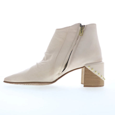 A.S. 98 Vince Womens Beige Leather Zipper Ankle & Booties Boots