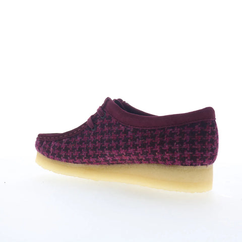 Clarks Wallabee 26183573 Womens Purple Suede Lace Up Oxford Flats Shoes