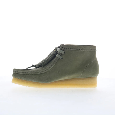 Clarks Wallabee Boot 26179160 Womens Green Suede Lace Up Chukkas Boots