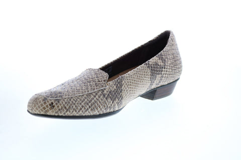 Clarks Timeless 26064133 Womens Brown Wide Leather Ballet Flats Shoes