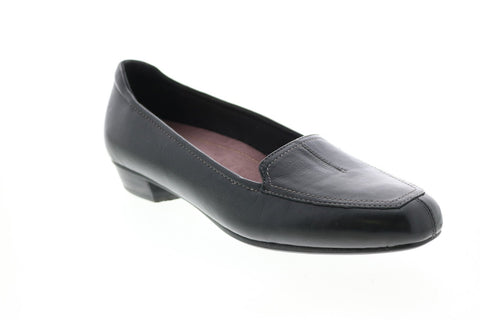Clarks Timeless 26085130 Womens Black Narrow Leather Loafer Flats Shoes