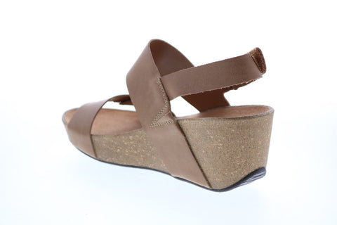 Clarks Festival Gold 26106501 Womens Pink Leather Slip On Ballet Flats Shoes