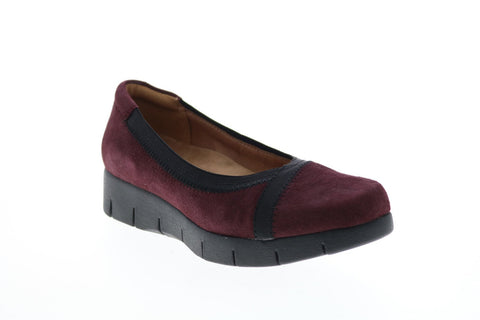 Clarks Daelyn Hill 26113586 Womens Burgundy Suede Slip On Ballet Flats Shoes