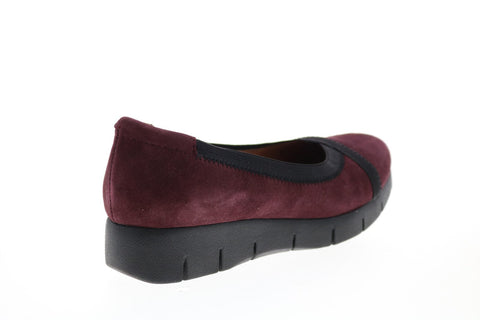 Clarks Daelyn Hill 26113586 Womens Burgundy Suede Slip On Ballet Flats Shoes